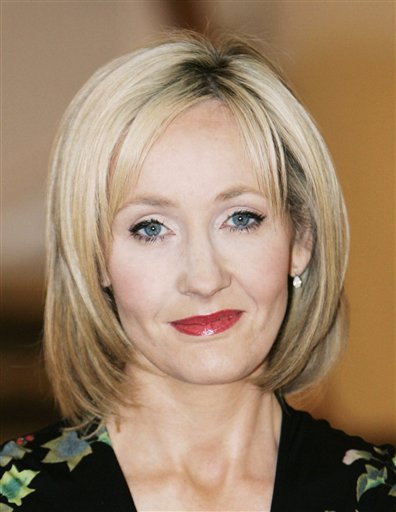 Rowling Gives $1.8M to Beleaguered Labour Party