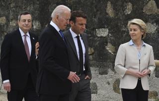 France Recalls Ambassador Over Security Agreement