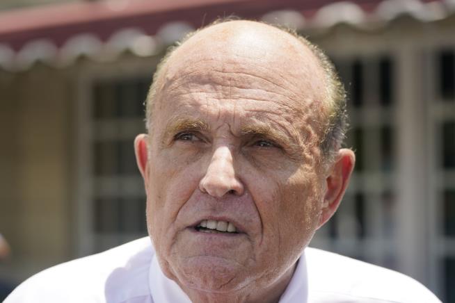 Report: Giuliani 'Really Hurt' After Fox News Ban