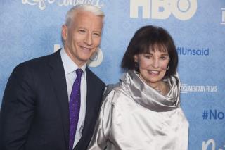 Anderson Cooper's Mother Lobbied to Be His Surrogate