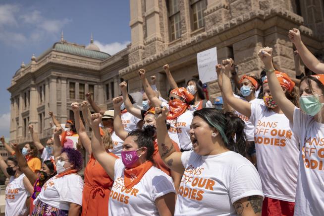 Texas Abortion Law Blocked by Judge