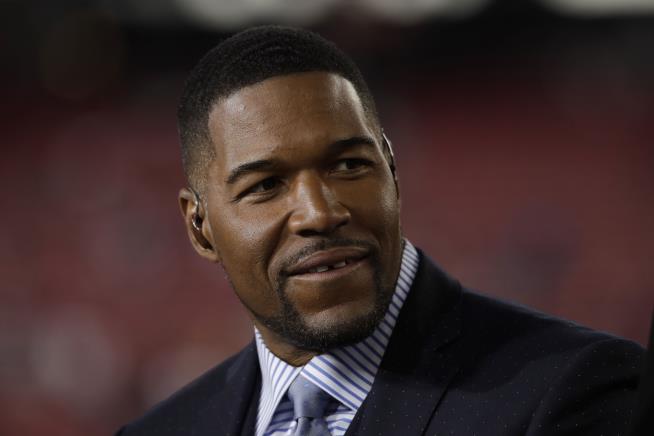 Michael Strahan Is Going to Space