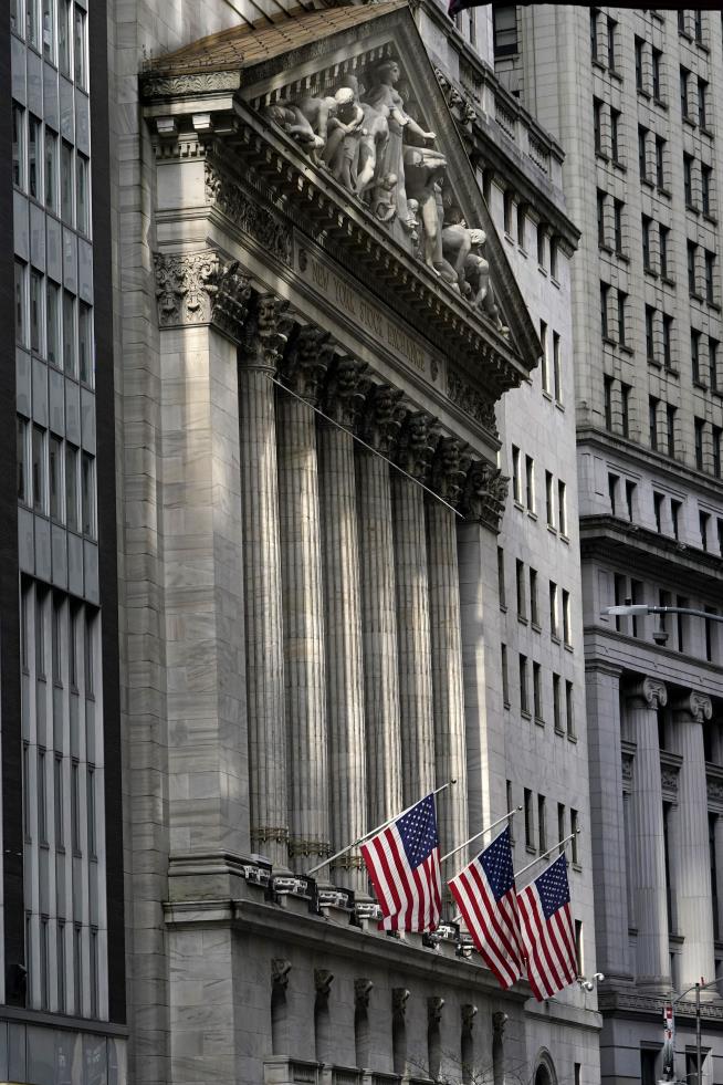 Wall Street Retreats From Record Highs