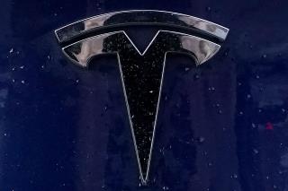 Tesla Recalls More Than 350K Vehicles