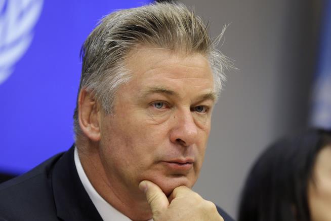 Alec Baldwin Rails Against Report That He's 'Not Complying' With Warrant