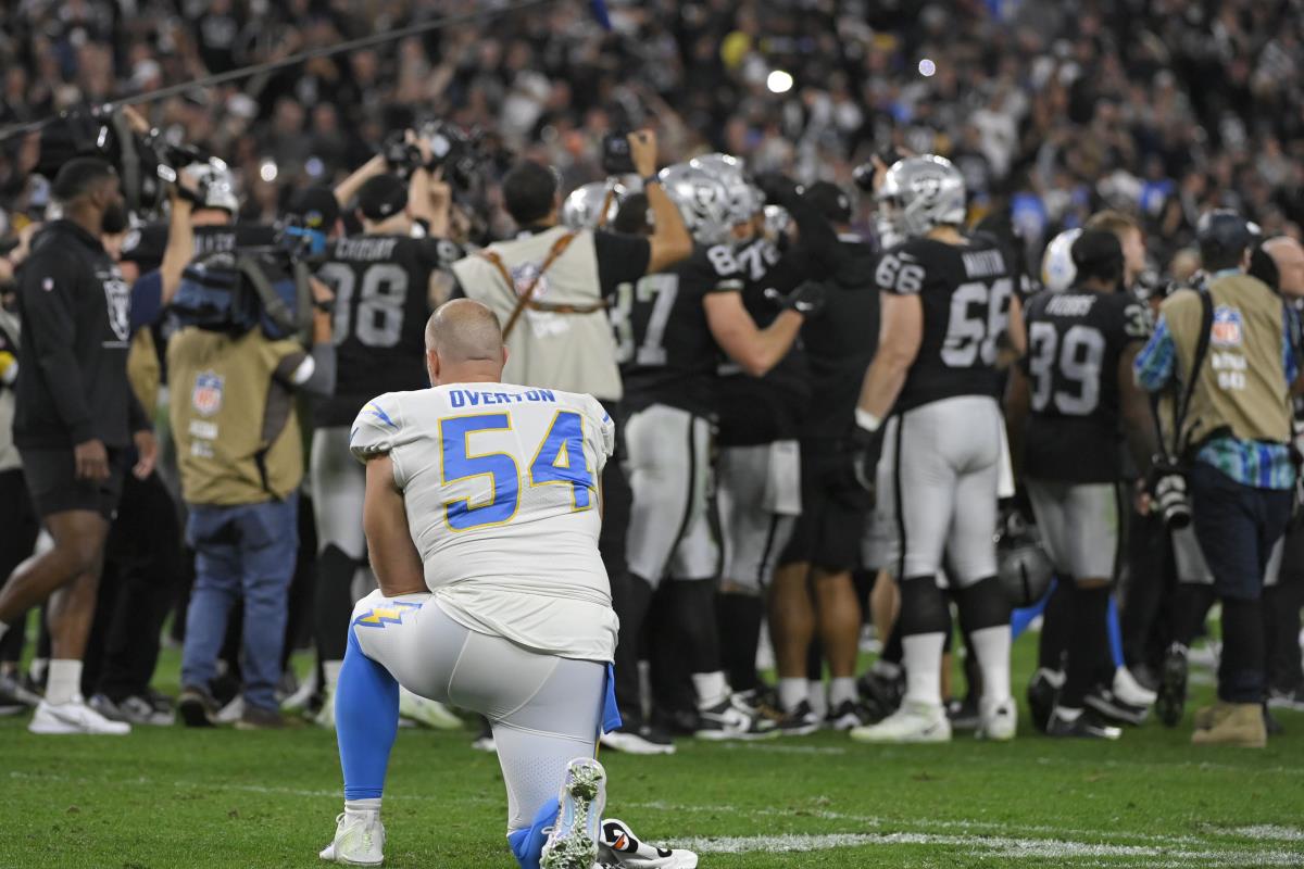 Why did Chargers' Brandon Staley call timeout, Raiders' Rich Bisaccia call  for FG at end of OT?