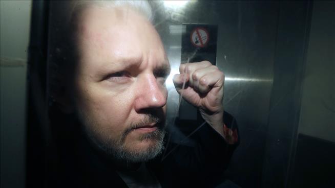 Julian Assange Wins First Round Against Extradition