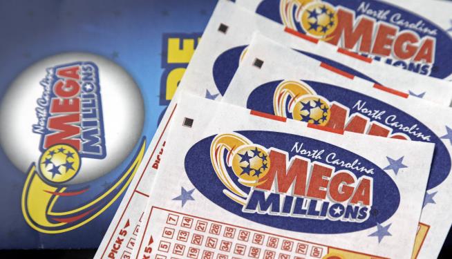 Guy Plays Fortune Cookie Numbers, Wins $4M Lottery