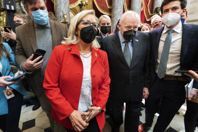 GOP Censures Kinzinger, Cheney for Investigating Riot