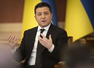 Ukraine Leader to Putin: 'Let's Sit Down'