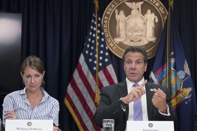 Cuomo Rips 'Cancel Culture' in Campaign-Style Appearance
