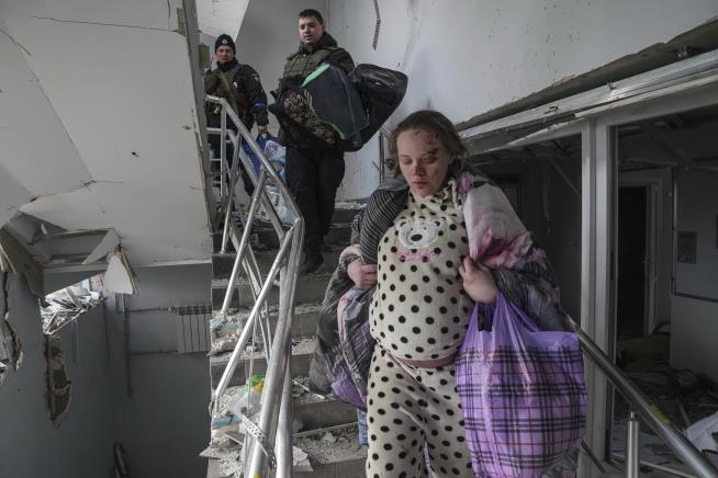 'Children Under the Wreckage' After Ukrainian Hospital Is Hit