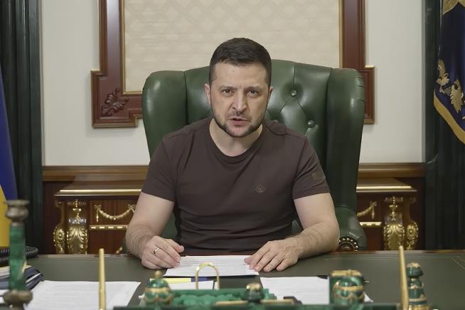 'I'm Ready for Negotiations,' Zelensky Says With a Warning