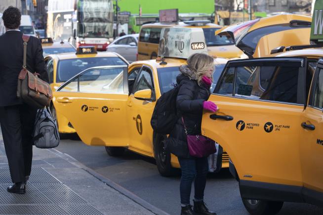 Uber Cuts Deal With New York Taxis