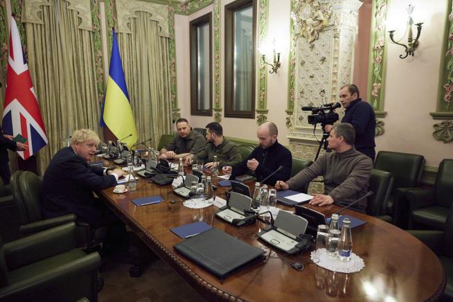 Johnson, Zelensky Meet in Kyiv