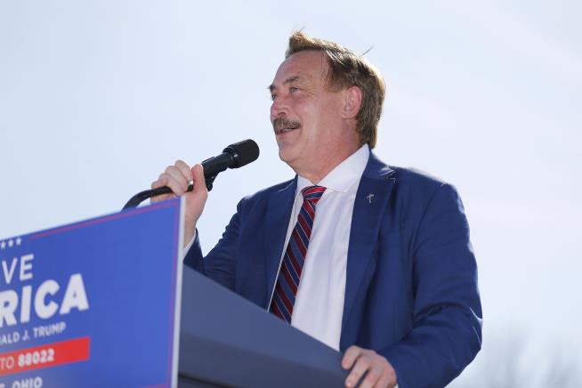 Mike Lindell's Return to Twitter Lasted 4 Hours