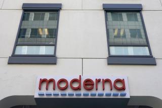 Moderna Ousts Exec After One Day, Will Pay Him $700K