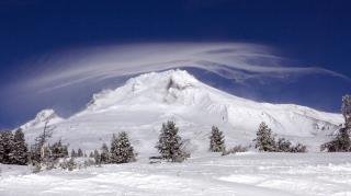 Too Many People Are Getting Stranded on Mount Hood