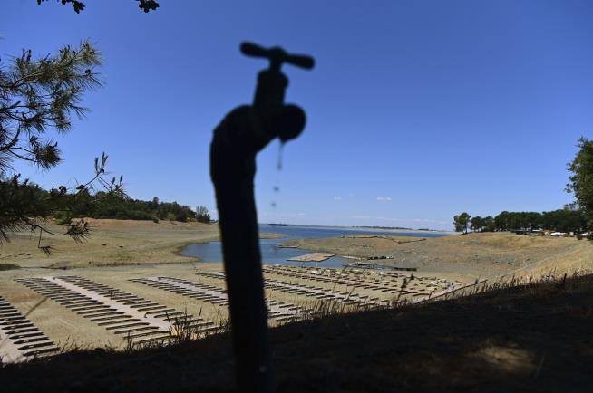 California Brings In Unprecedented Water Rationing