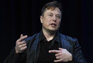 Musk Suggests He'd Vote for DeSantis in 2024