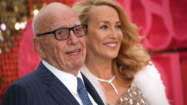 Report: Murdoch, 91, and Jerry Hall, 65, Calling It Quits