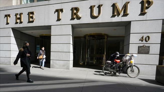 Firm That Appraised Trump Properties Held in Contempt