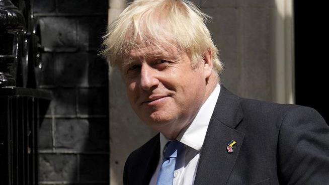 Battle to Replace Boris Johnson Down to Last 2