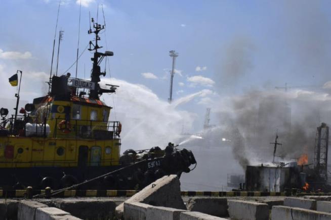 Ukraine Calls Russian Attack on Port a 'Spit in the Face' to UN