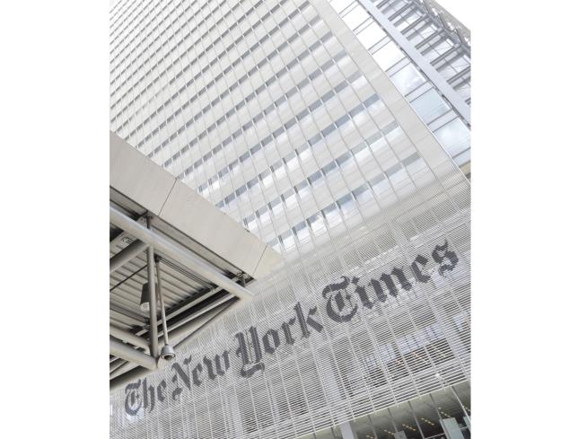 Man Climbs NYT Building, Puts Knife to Own Neck