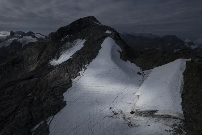 Study: Heat Wave Intensified Record Melting in Swiss Alps