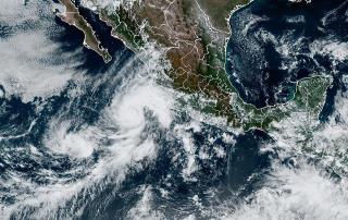Mexico Prepares for Hurricane