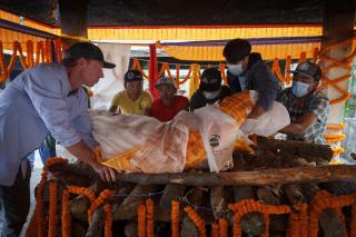 Hilaree Nelson Given a Sherpa Cremation
