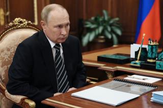 Putin Signs Laws Annexing 4 Ukrainian Regions