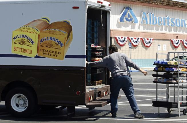 2 of America's Biggest Grocery Chains Plan Merger