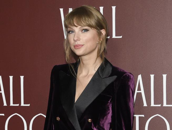 Taylor Swift Vents About Ticket Sale Disaster