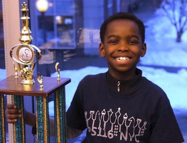 Chess Prodigy Gets Early Holiday Gift From the US