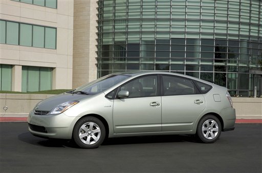 Toyota Tests Plug-In Hybrids