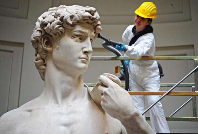 Michelangelo Duster Treasures 'Conservation of David's Beauty'
