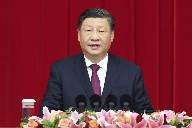 In New Year Message, Xi Defends Handling of COVID