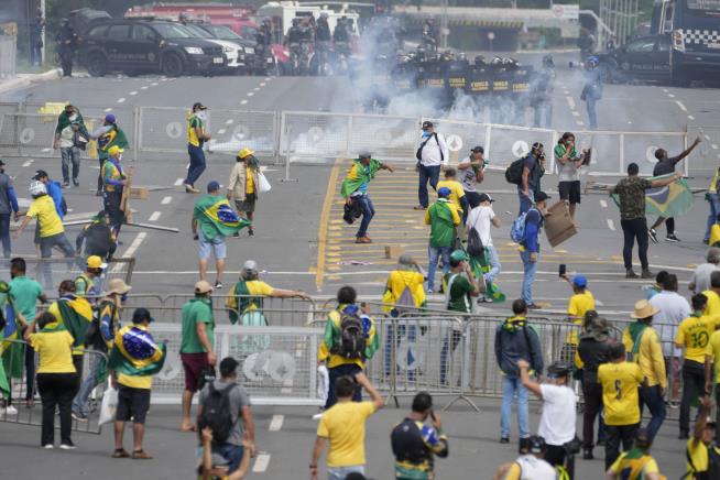 Bolsonaro Supporters Storm Capital, Demanding Coup