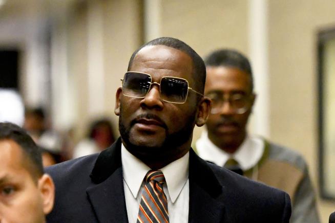 R. Kelly Sex Abuse Charges Dropped
