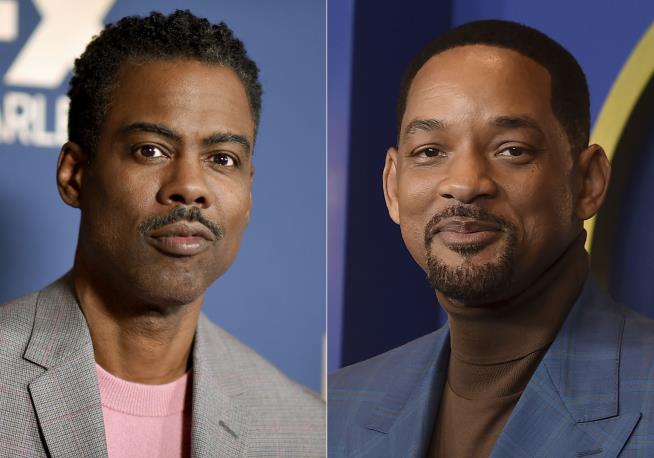 Chris Rock Gets Ready to Discuss 'The Slap'