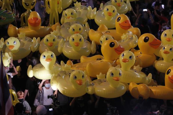 Thailand Jails Man for 2 Years Over Calendars Featuring Ducks