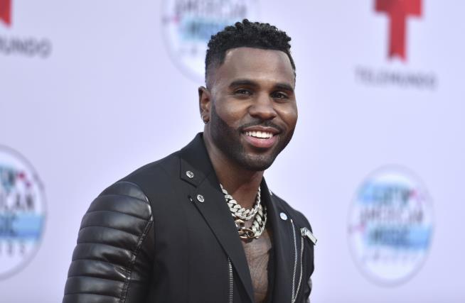 Waiter to Jason Derulo: 'I Can't Say Thank You Enough'