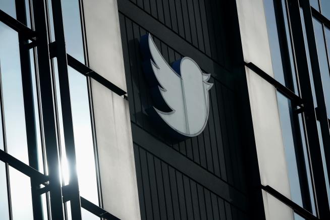 New York Times Loses Its Blue Twitter Checkmark