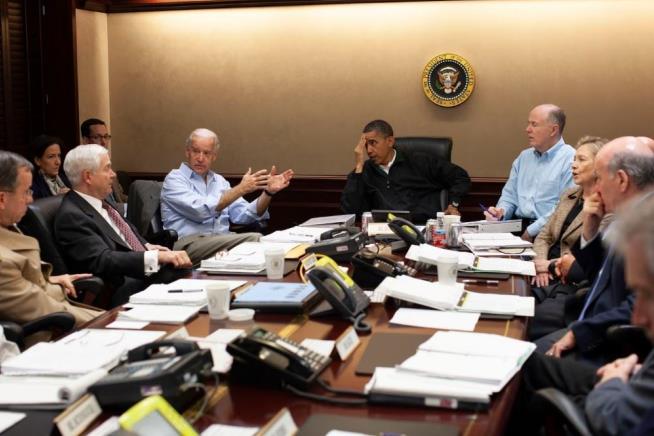 Photos Capture White House During Obama's bin Laden Raid