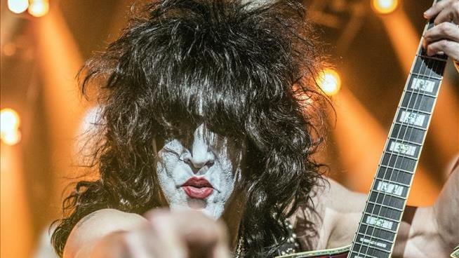 Paul Stanley Issues Statement on Trans Kids