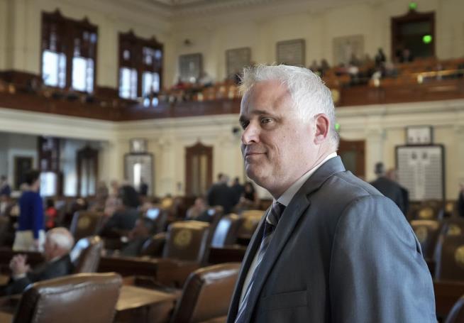 Texas Lawmaker Faces Expulsion on Intern Allegations