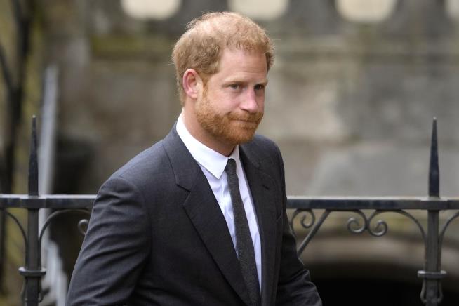 US Government Challenged Over Prince Harry's Visa