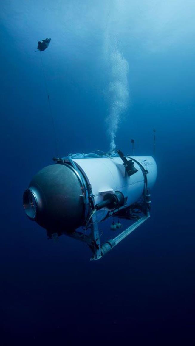 Titanic Sub Searchers: Breathable Air Dwindling Fast